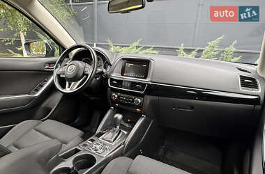 Позашляховик / Кросовер Mazda CX-5 2016 в 