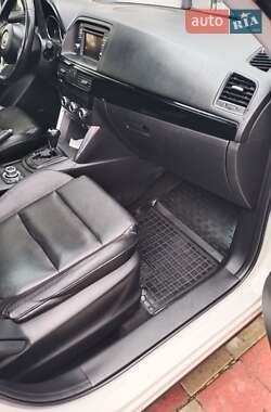 Позашляховик / Кросовер Mazda CX-5 2013 в 