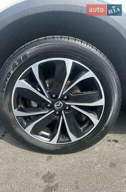 Позашляховик / Кросовер Mazda CX-5 2021 в 
