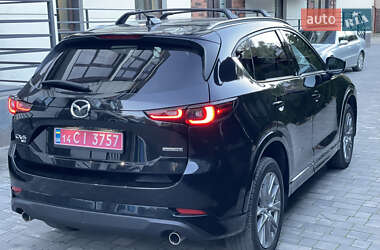 Позашляховик / Кросовер Mazda CX-5 2024 в 