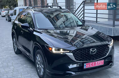 Позашляховик / Кросовер Mazda CX-5 2024 в 