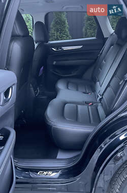 Позашляховик / Кросовер Mazda CX-5 2024 в 