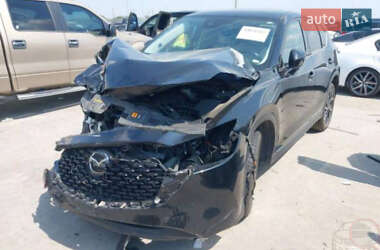 Позашляховик / Кросовер Mazda CX-5 2022 в 