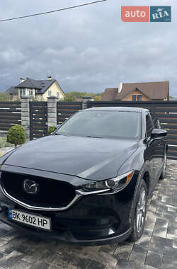 Внедорожник / Кроссовер Mazda CX-5 2018 в 