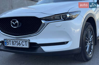 Позашляховик / Кросовер Mazda CX-5 2021 в 