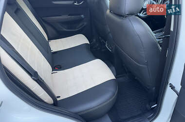 Позашляховик / Кросовер Mazda CX-5 2021 в 