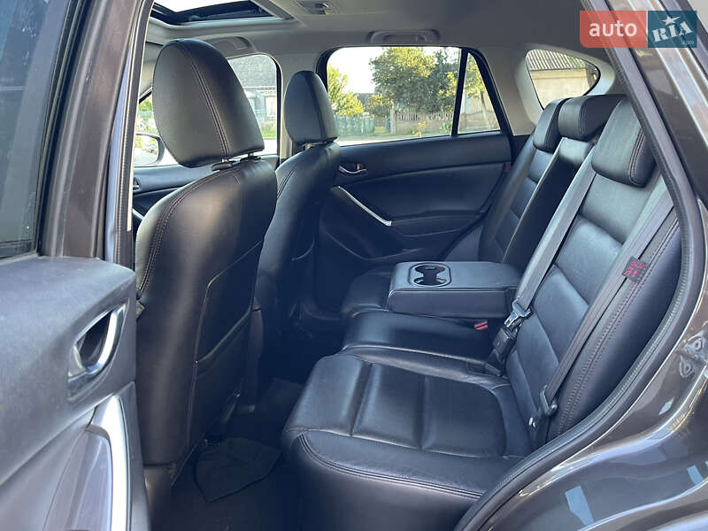 Позашляховик / Кросовер Mazda CX-5 2015 в Дубні