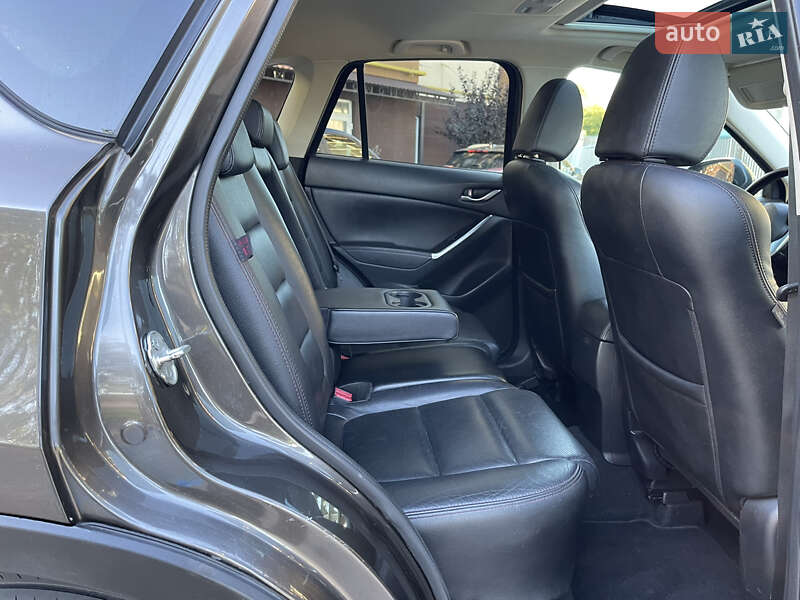 Позашляховик / Кросовер Mazda CX-5 2015 в Дубні