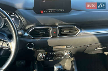 Внедорожник / Кроссовер Mazda CX-5 2018 в 