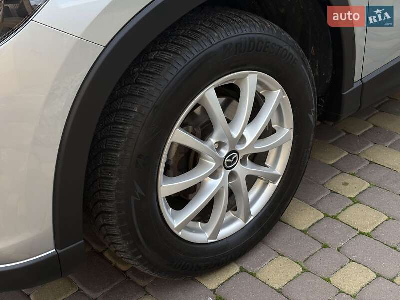 Позашляховик / Кросовер Mazda CX-5 2015 в Рівному