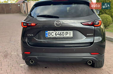Позашляховик / Кросовер Mazda CX-5 2022 в 