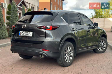 Позашляховик / Кросовер Mazda CX-5 2022 в 