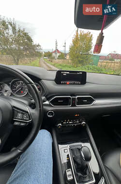 Позашляховик / Кросовер Mazda CX-5 2020 в 
