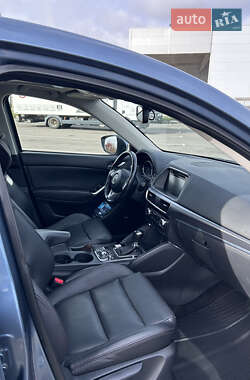 Позашляховик / Кросовер Mazda CX-5 2016 в 