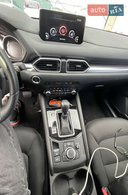 Позашляховик / Кросовер Mazda CX-5 2020 в 