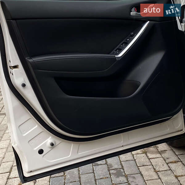 Позашляховик / Кросовер Mazda CX-5 2016 в Рівному