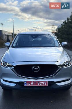 Внедорожник / Кроссовер Mazda CX-5 2018 в 