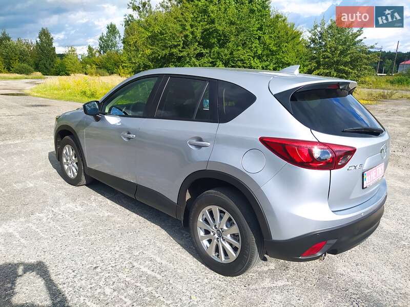 Позашляховик / Кросовер Mazda CX-5 2016 в Дубні