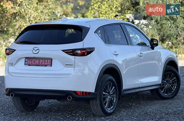 Позашляховик / Кросовер Mazda CX-5 2020 в 