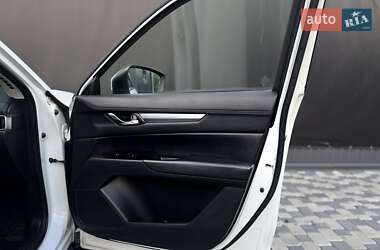 Позашляховик / Кросовер Mazda CX-5 2020 в 