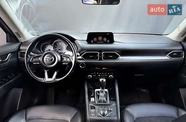 Позашляховик / Кросовер Mazda CX-5 2020 в 