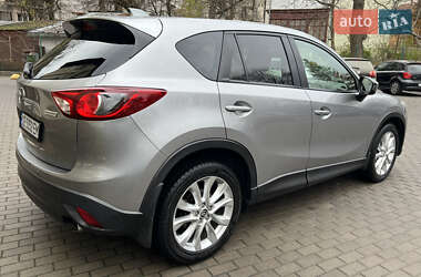 Позашляховик / Кросовер Mazda CX-5 2014 в  фото 5 Позашляховик / Кросовер Mazda CX-5 2014 в