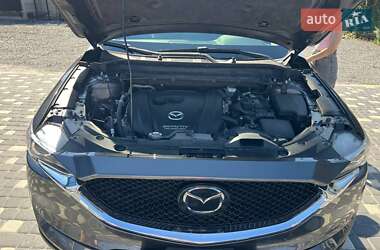 Позашляховик / Кросовер Mazda CX-5 2019 в 
