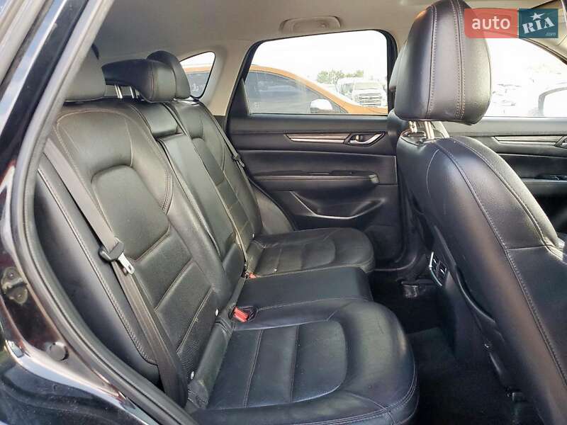 Внедорожник / Кроссовер Mazda CX-5 2017 в Киеве фото 11 Внедорожник / Кроссовер Mazda CX-5 2017 в Киеве