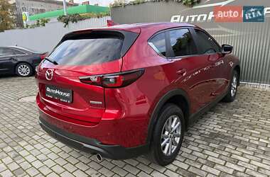 Позашляховик / Кросовер Mazda CX-5 2022 в 