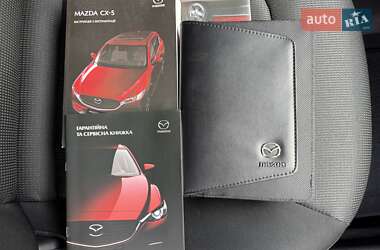 Позашляховик / Кросовер Mazda CX-5 2022 в 