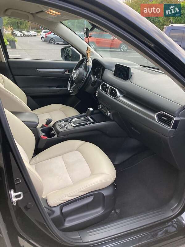 Позашляховик / Кросовер Mazda CX-5 2017 в Луцьку