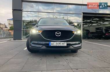 Внедорожник / Кроссовер Mazda CX-5 2017 в 