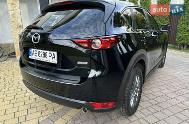 Позашляховик / Кросовер Mazda CX-5 2018 в  фото 13 Позашляховик / Кросовер Mazda CX-5 2018 в