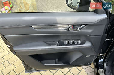 Позашляховик / Кросовер Mazda CX-5 2018 в  фото 31 Позашляховик / Кросовер Mazda CX-5 2018 в