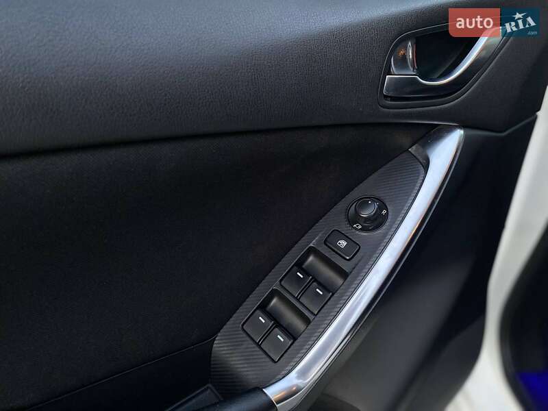 Внедорожник / Кроссовер Mazda CX-5 2015 в Киеве