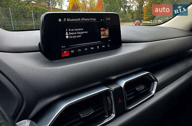 Позашляховик / Кросовер Mazda CX-5 2018 в 