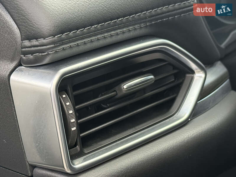 Внедорожник / Кроссовер Mazda CX-5 2022 в Ровно