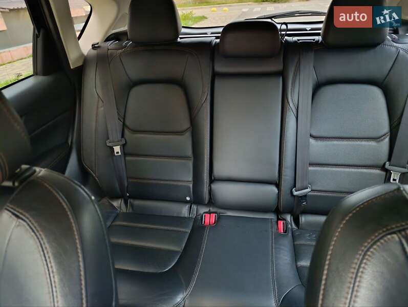 Внедорожник / Кроссовер Mazda CX-5 2017 в Чернигове