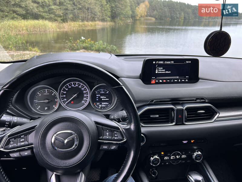 Позашляховик / Кросовер Mazda CX-5 2017 в Нетішині