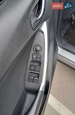 Внедорожник / Кроссовер Mazda CX-5 2013 в 