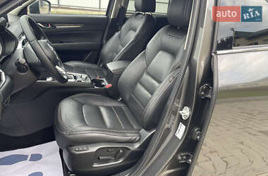 Позашляховик / Кросовер Mazda CX-5 2018 в 