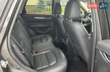 Позашляховик / Кросовер Mazda CX-5 2018 в 