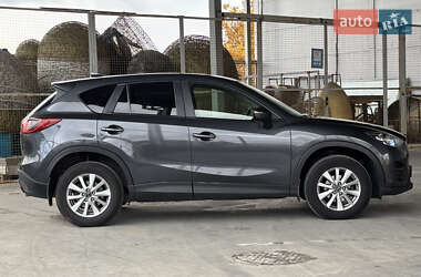 Позашляховик / Кросовер Mazda CX-5 2015 в 