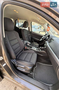 Внедорожник / Кроссовер Mazda CX-5 2016 в 