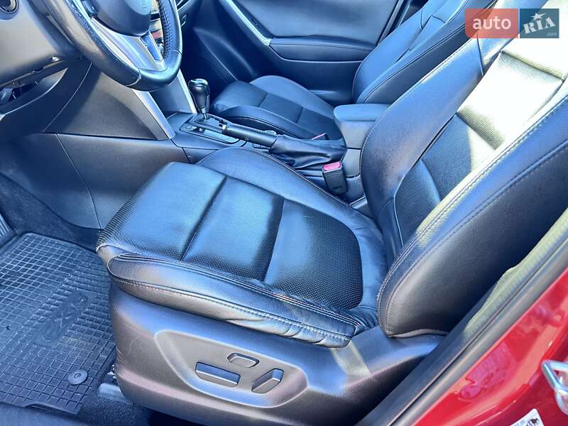 Позашляховик / Кросовер Mazda CX-5 2013 в Нововолинську