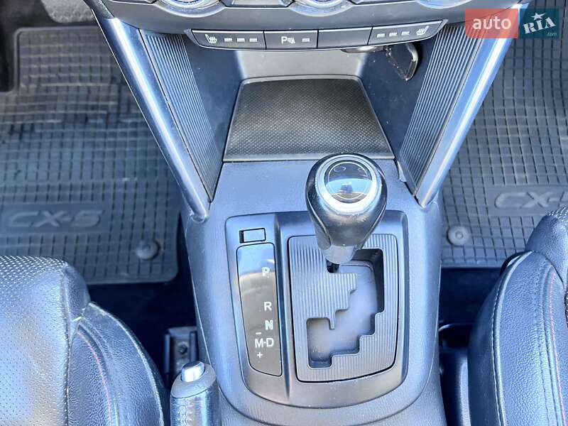 Позашляховик / Кросовер Mazda CX-5 2013 в Нововолинську