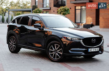 Внедорожник / Кроссовер Mazda CX-5 2018 в 
