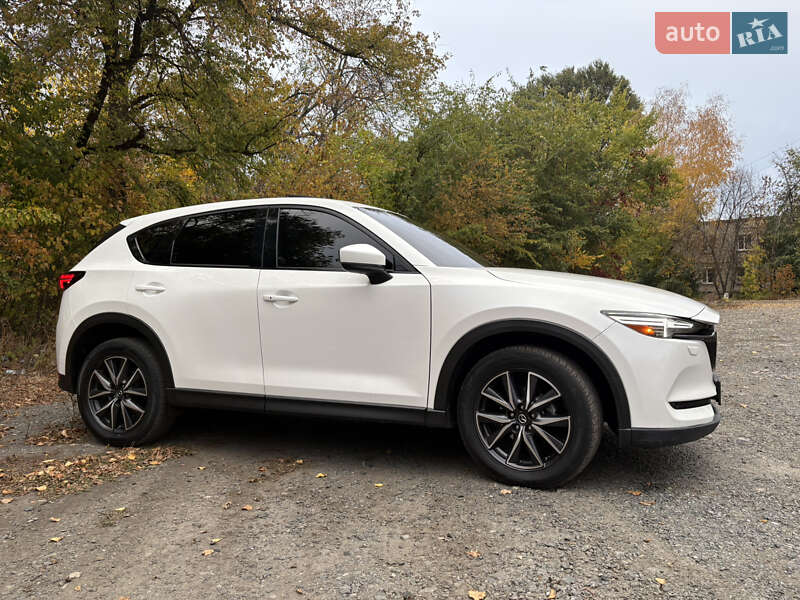 Позашляховик / Кросовер Mazda CX-5 2017 в Сахновщині