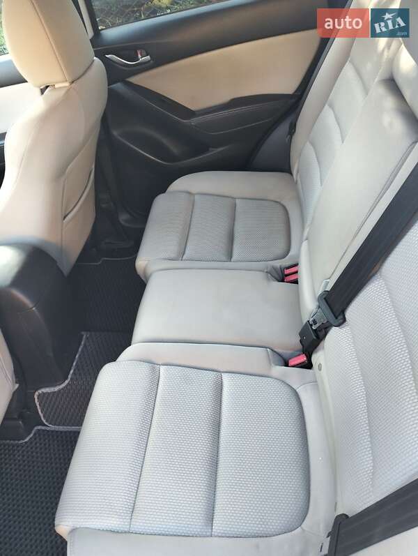 Внедорожник / Кроссовер Mazda CX-5 2016 в Львове фото 3 Внедорожник / Кроссовер Mazda CX-5 2016 в Львове