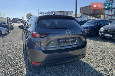 Позашляховик / Кросовер Mazda CX-5 2018 в 